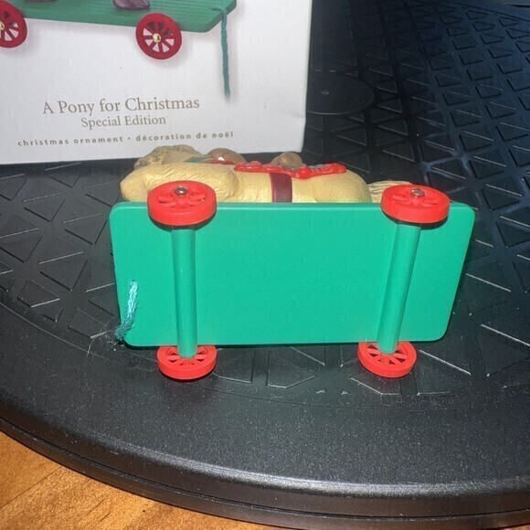 Hallmark A Pony for Christmas 2010 Special Edition Ornament Premier Limited - Picture 5 of 5